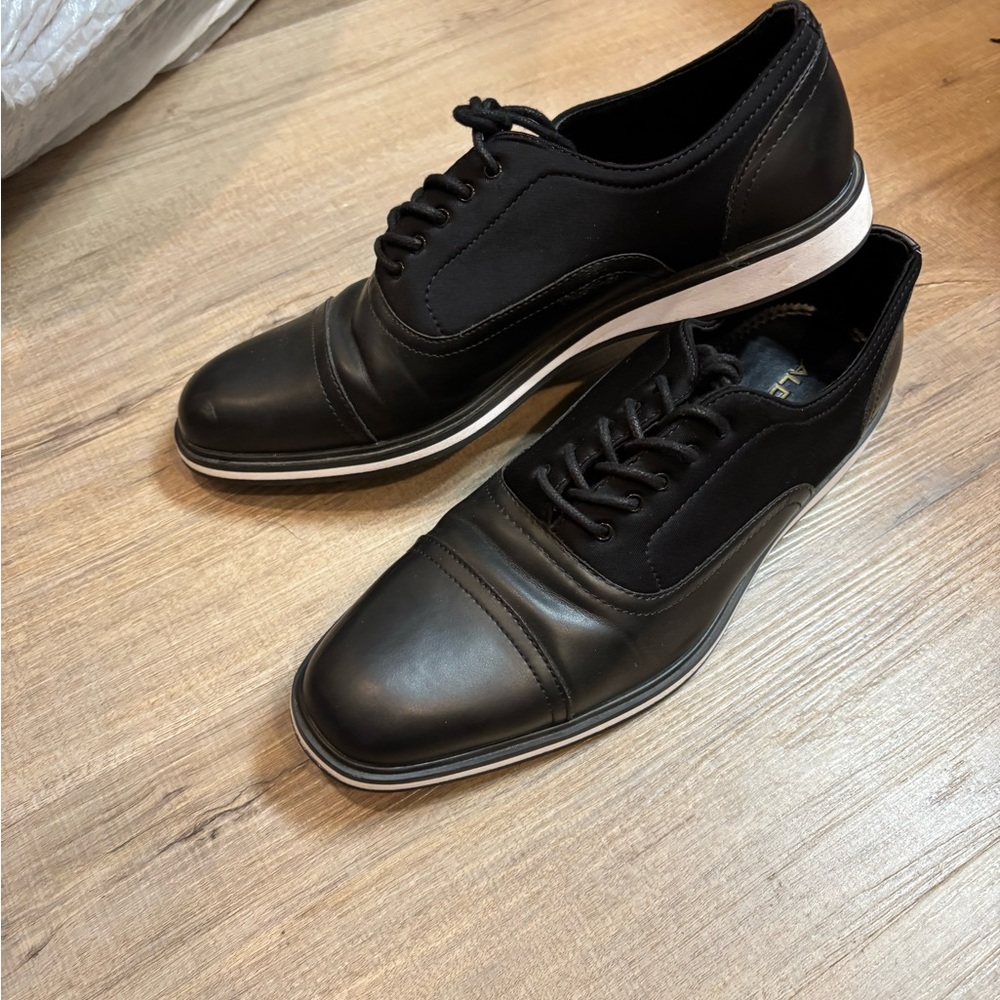 Men’s Aldo Dress Shoe Size 7 Color Black & White. Smoke Free Pet Free Home